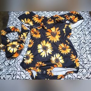 NWOT 9-12M Sunflower onesie w/ headband